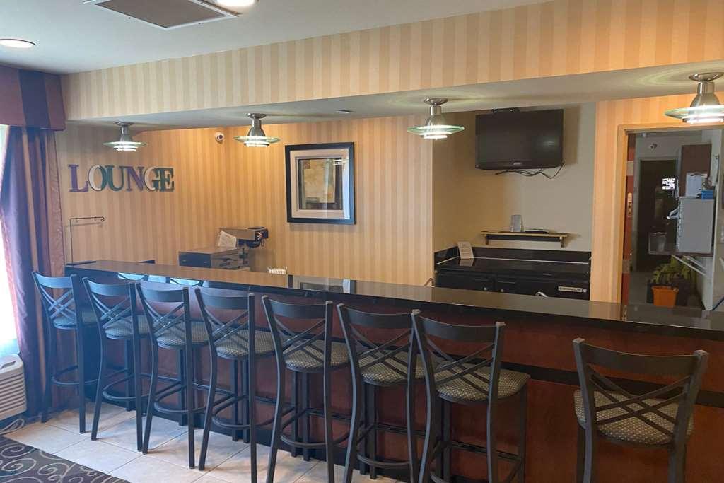 Americinn By Wyndham Oshkosh Restaurant foto